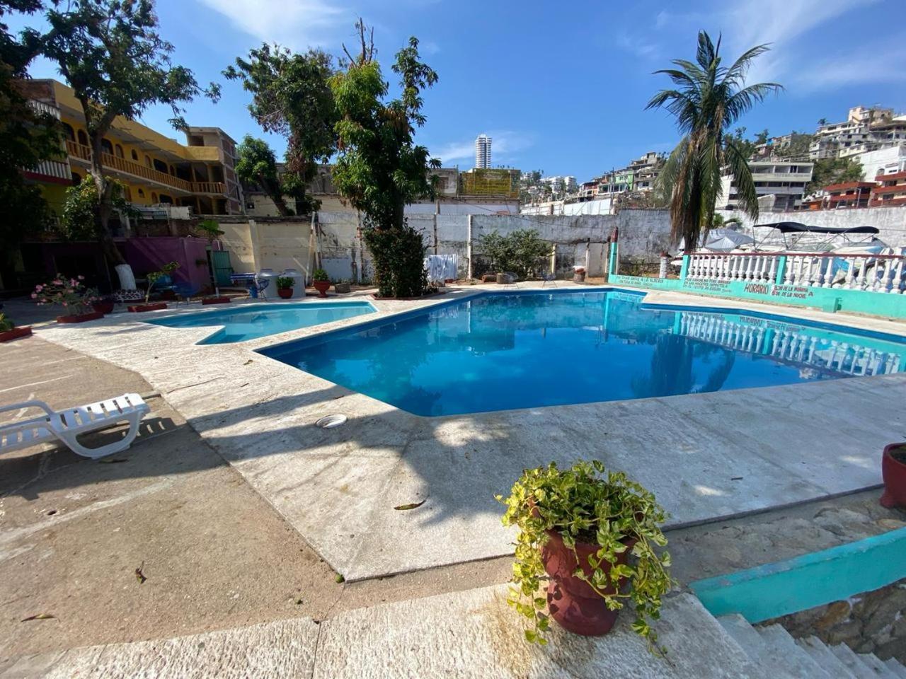 Casa De Huespedes Walton Hotell Acapulco Eksteriør bilde